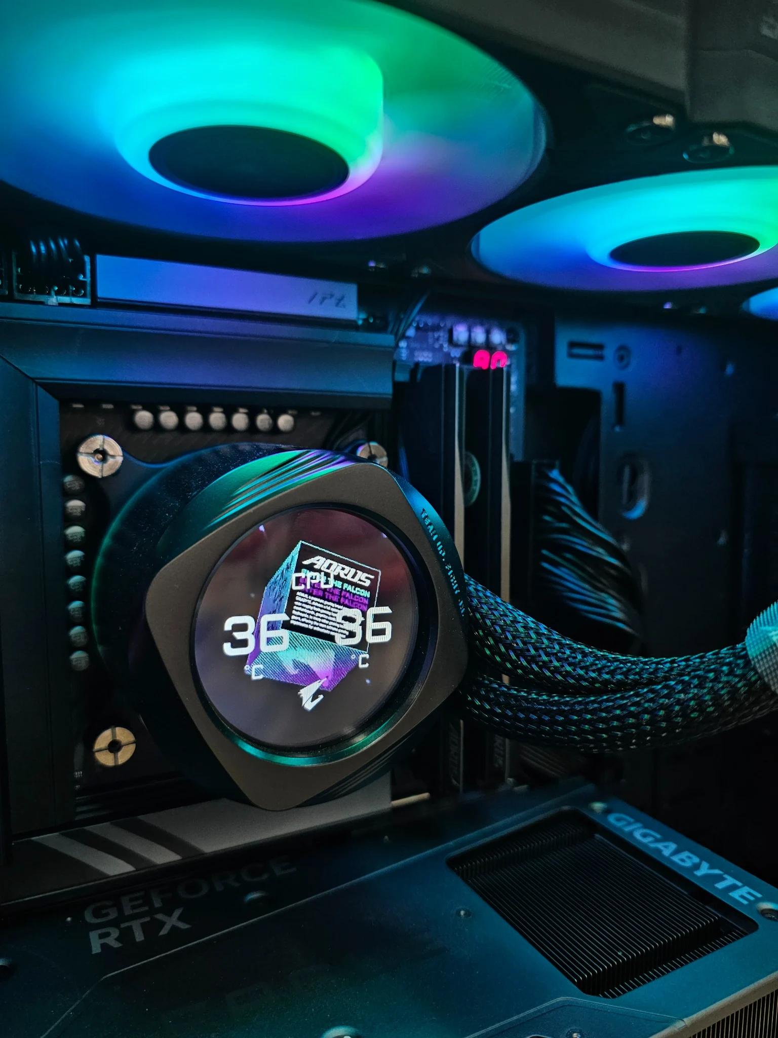 PC Livestream Gigabyte (i7 14700K + RTX 4060Ti)