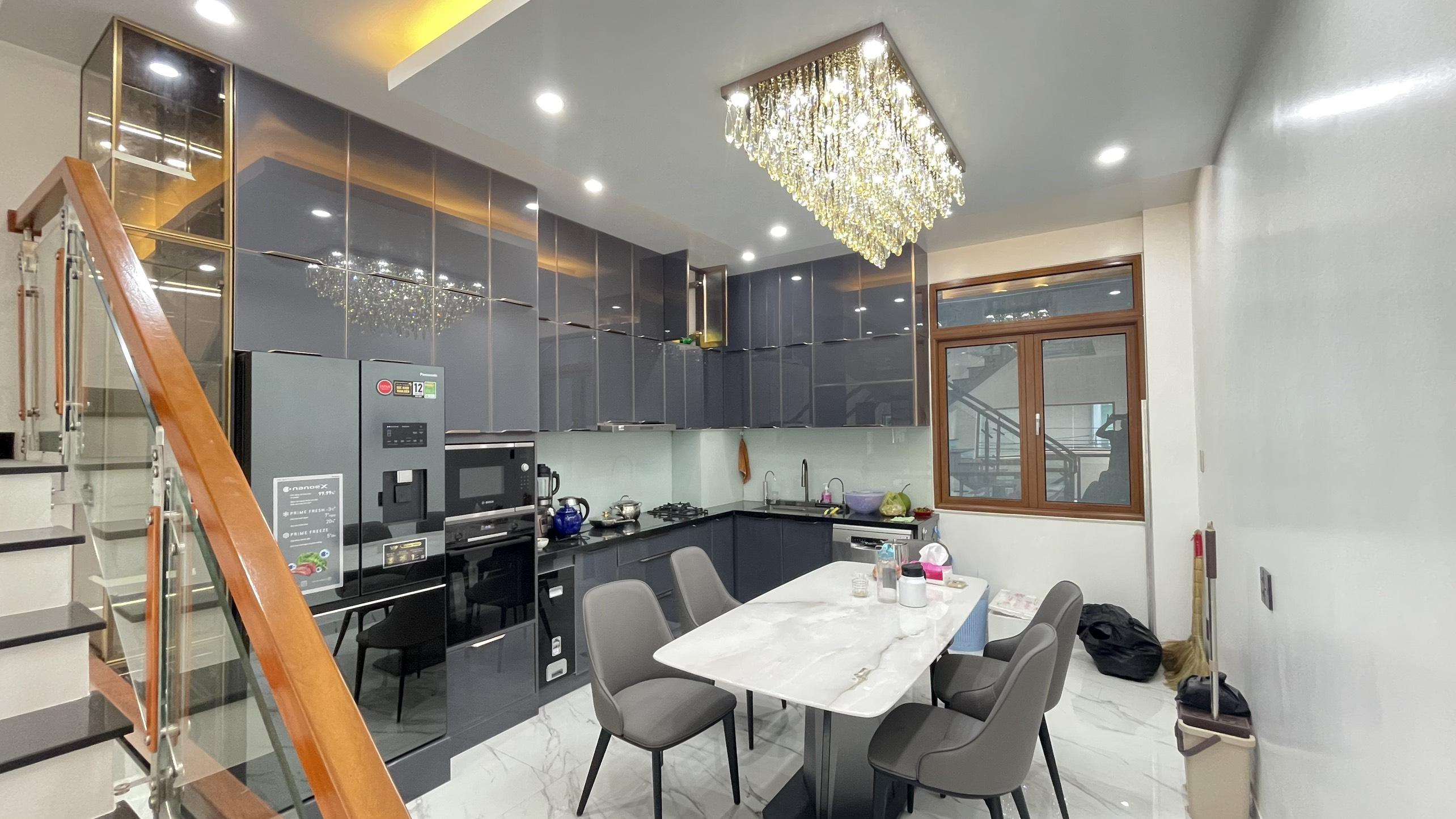 Nhà Phố Tân Phú