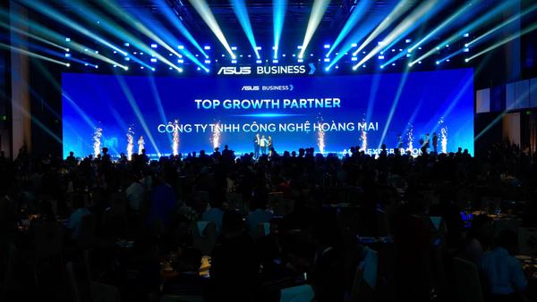 Hachihi.vn Tự Hào Nhận Danh Hiệu "Top Growth Partner" Từ ASUS Business Năm Tài Chính 2025-2026