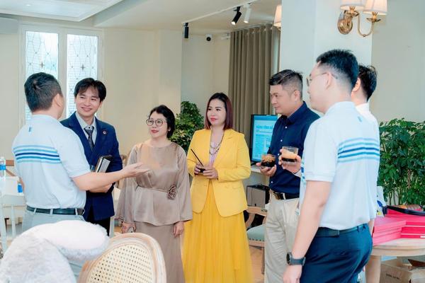 💙 WELCOME ONBOARD – MỘT ĐIỂM CHẠM ĐỂ BẮT ĐẦU
